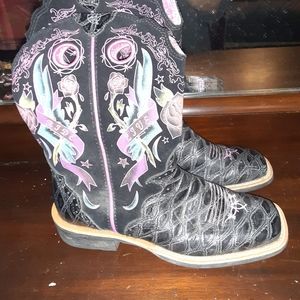 Ariat rodeo babys